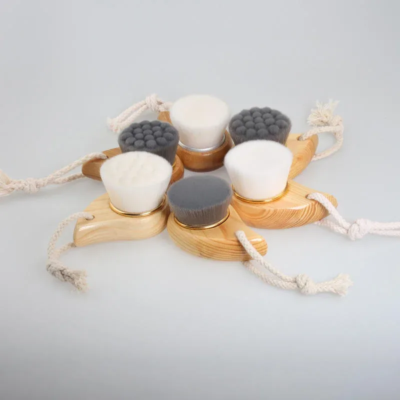 ELK Facial Brush Silk Manual Cleaning Brush for Makeup Removal and Pore Cleansing
